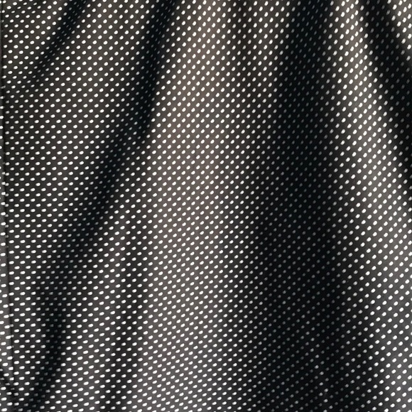 Men’s Medium Black and white polka dot button up. - Picture 3 of 3